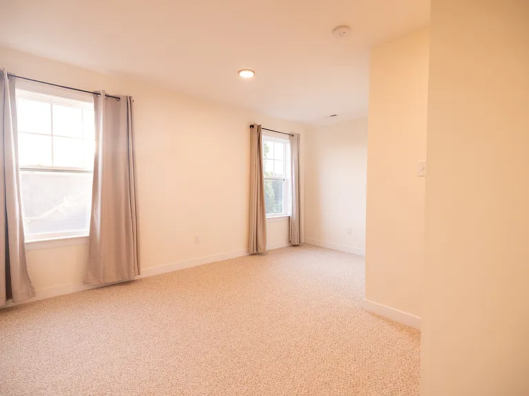 12194 Elnora Ln — Photo 14