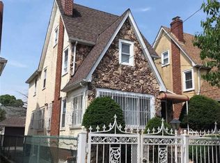 100-34 Bellaire Pl, Jamaica, NY 11429