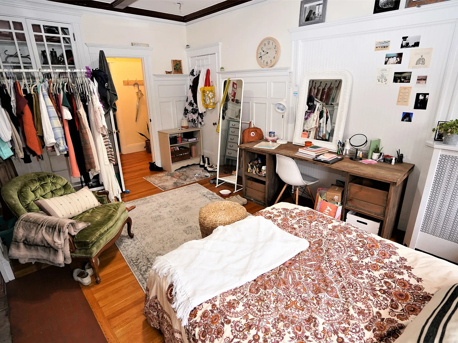 2 bed, 1.0 bath, $3,500 — Photo 4