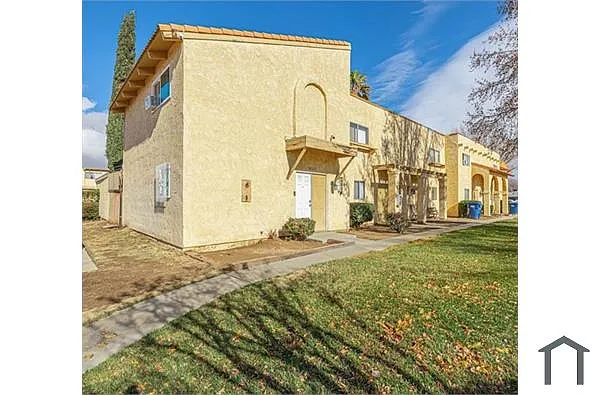 Building Photo - 43647 Stanridge Ave