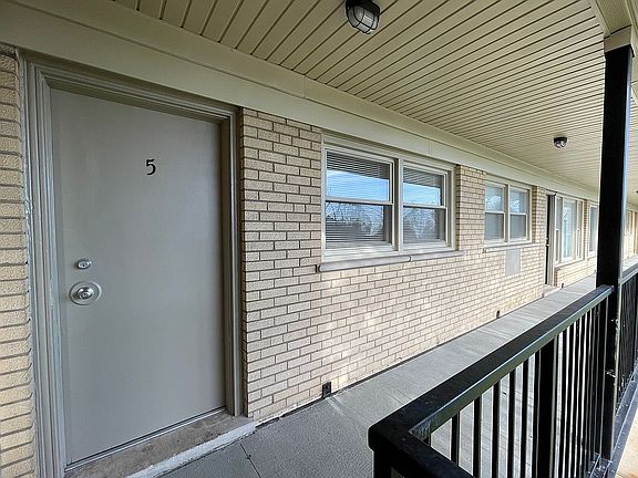 5th image of 13729 S Brainard Ave