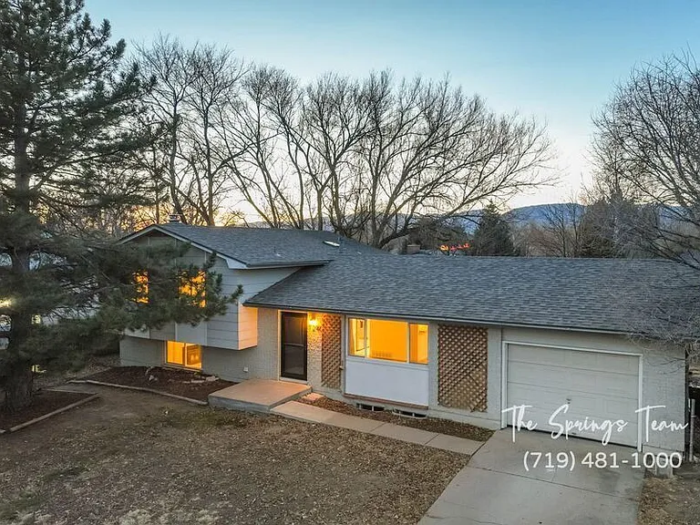 7240 Sullivan Cir — Photo 1