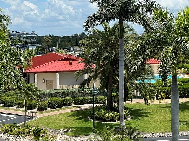 2 bed, 2.0 bath, 1547 sqft, $5,350 — Photo 4
