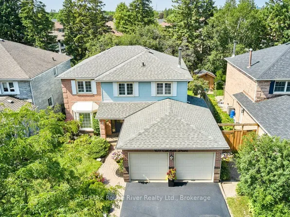 939 Catskill Dr, Oshawa, ON L1J 8J9