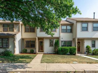 2 Burgundy Dr, Marlton, NJ 08053