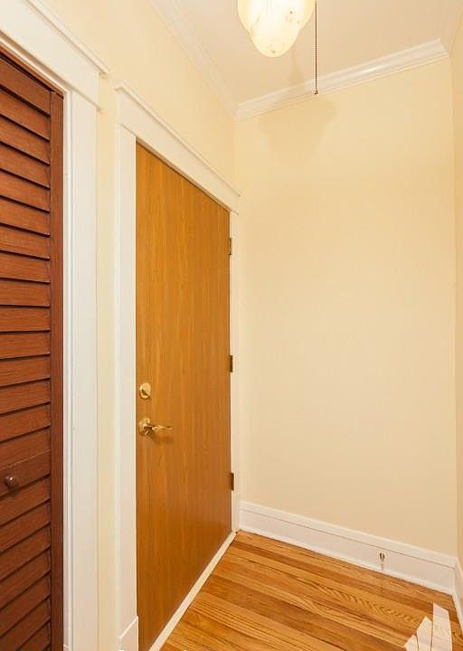 1st image of 5849 N Maplewood Ave #1524