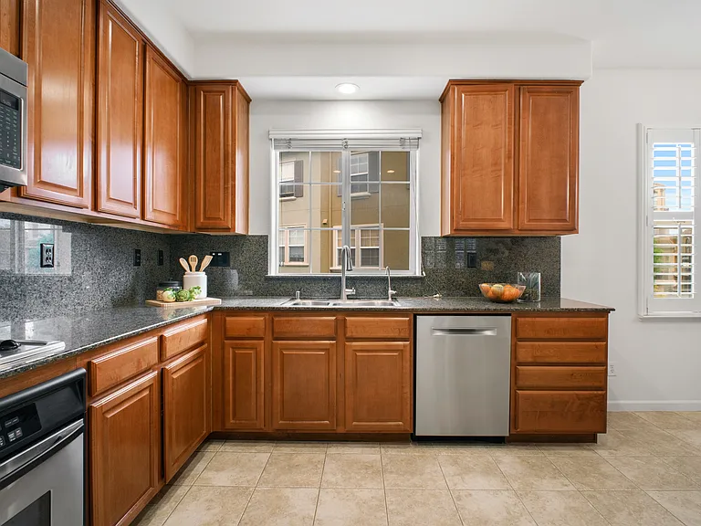 807 Batista Dr — Photo 12