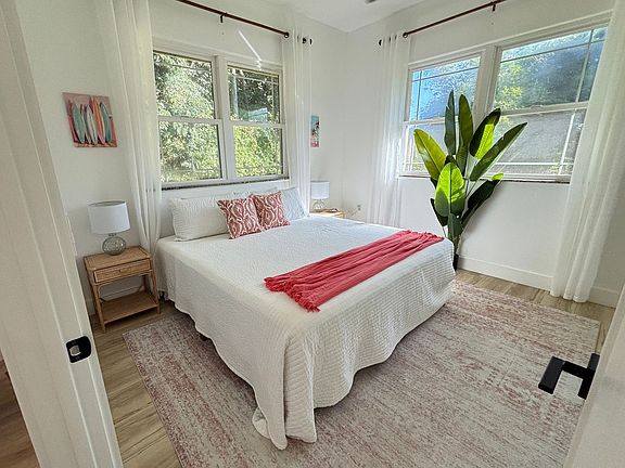 4th image of 1636B Huli Rd #B