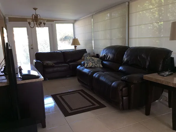 5389 NW 4th Ave, Pompano Beach, FL 33064