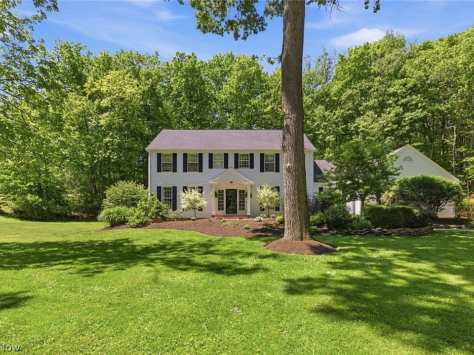 1st image of 15 Martingale Ct