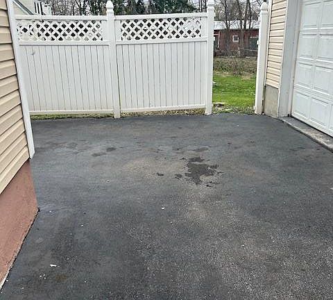 3rd image of 9 Lawrence Road