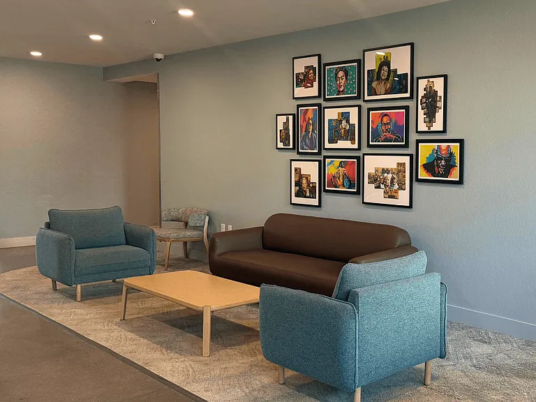 Warren Village Alameda Apartments — Photo 11