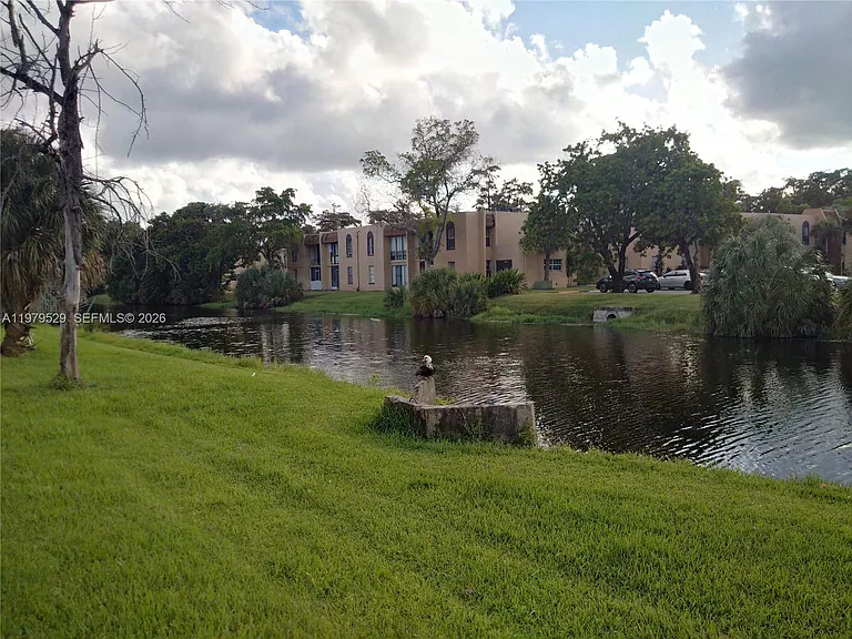 4160 NW 21st St #253-A — Photo 23
