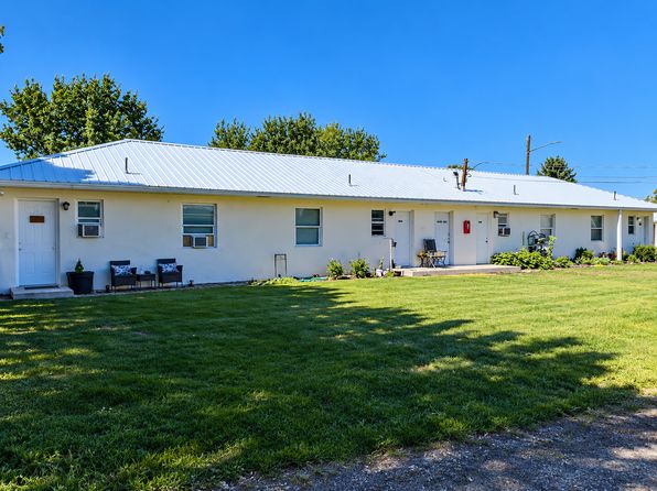 228 G St SE