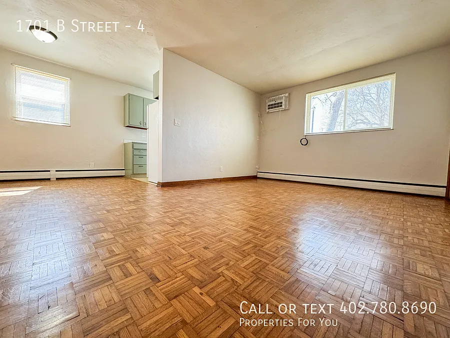 Building Photo - 1701 B St #4