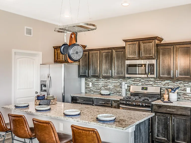 14329 Steve Joyce Pkwy — Photo 3