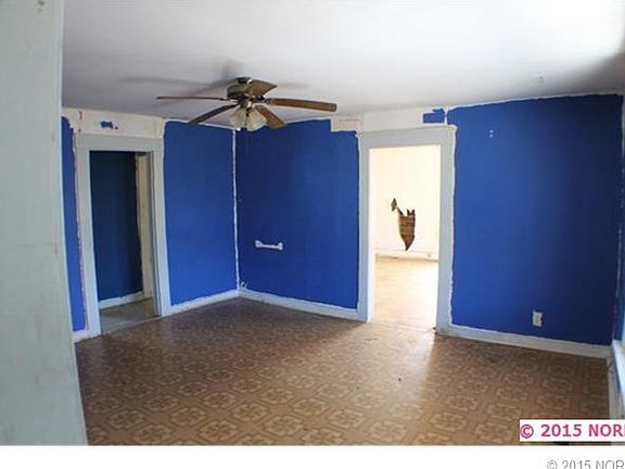 2nd image of 27 E Jackson Ave N