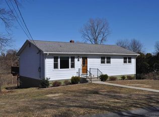 10 Corwin Pl, Lake Katrine, NY 12449