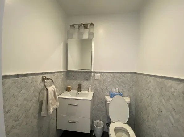 168 West 86th Street image 12 of 12