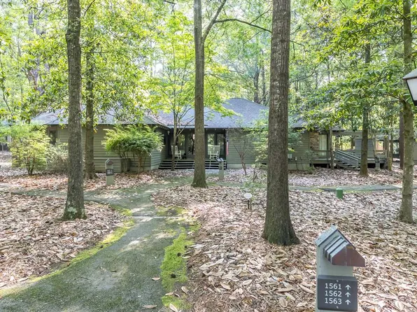 1561 Mountain Creek Dr, Pine Mountain, GA 31822