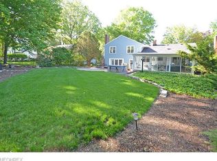 30016 Ednil Dr, Bay Village, OH