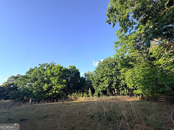 5th image of 410 Union Hill Rd
