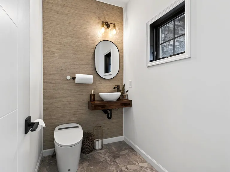 6582 Rosewood Ln — Photo 22