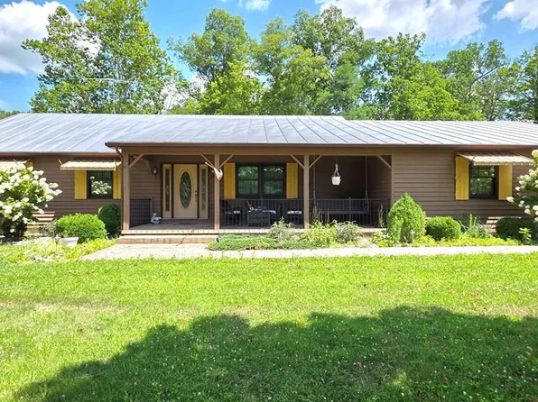 1600 Little Creek Rd, Frankfort, OH 45628