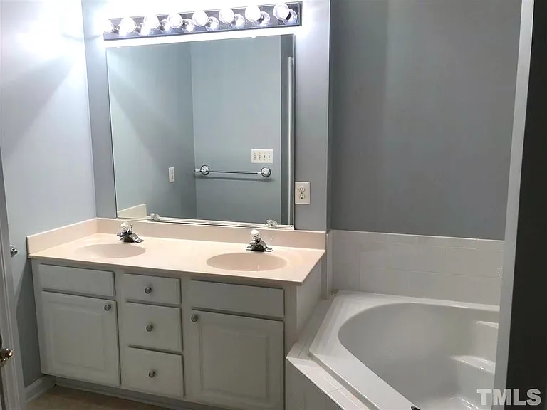 5506 Vista View Ct — Photo 19