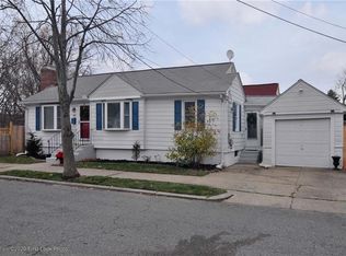 191 Lawn St, Providence, RI 02908