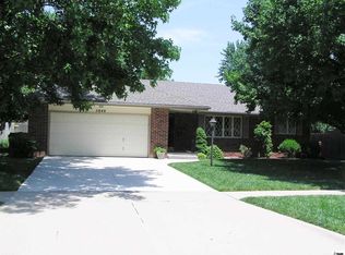 5848 SW Smith Pl, Topeka, KS 66614