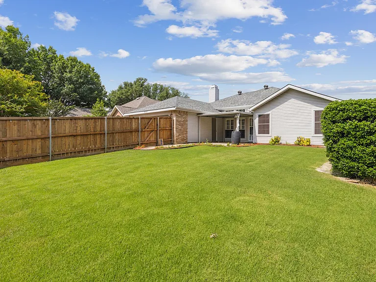 4305 Durango Ln — Photo 27