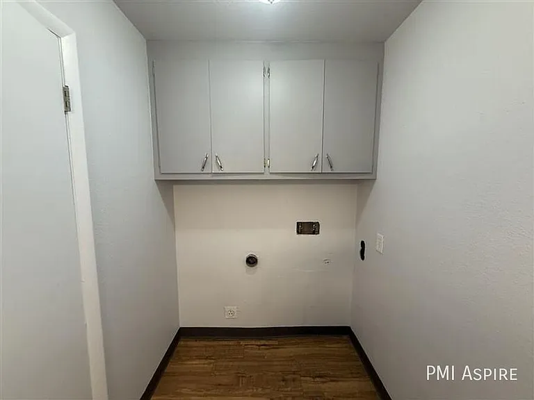 1410 E 16th St #1428 — Photo 8