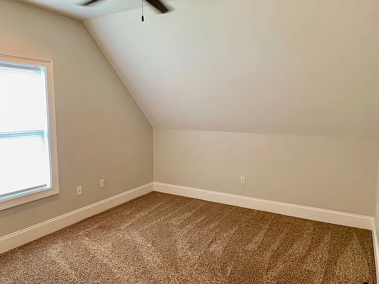2800 Village Meadow Cv — Photo 8