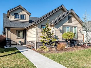 687 SE Whimbrel Loop, College Place, WA 99324