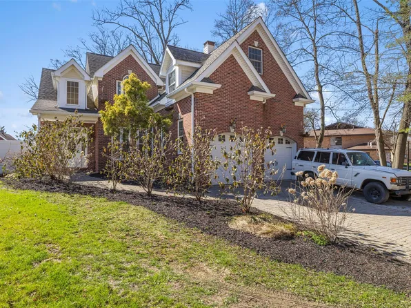 42 Beechwood Avenue, Poughkeepsie, NY 12603