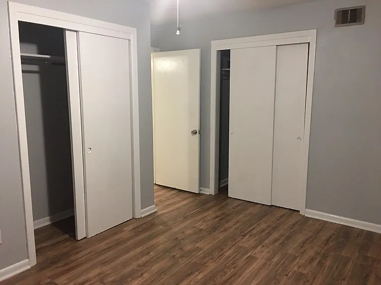 9042 Hilton Dr — Photo 9