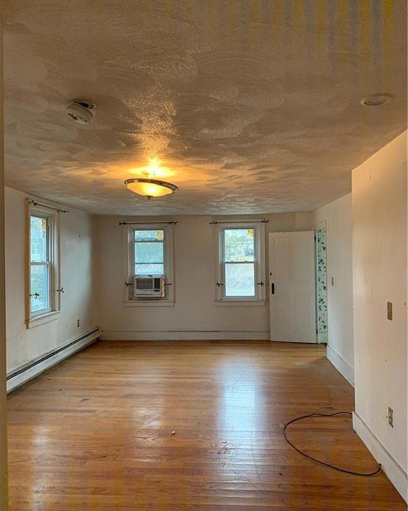 1351 South Broadway, East Providence, RI 02914 Zillow