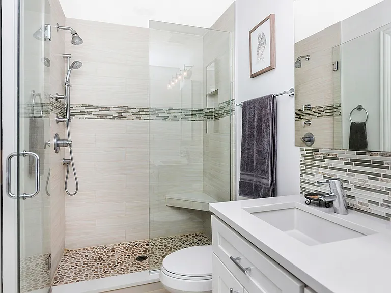 1518 W Oakdale Ave #2 — Photo 10