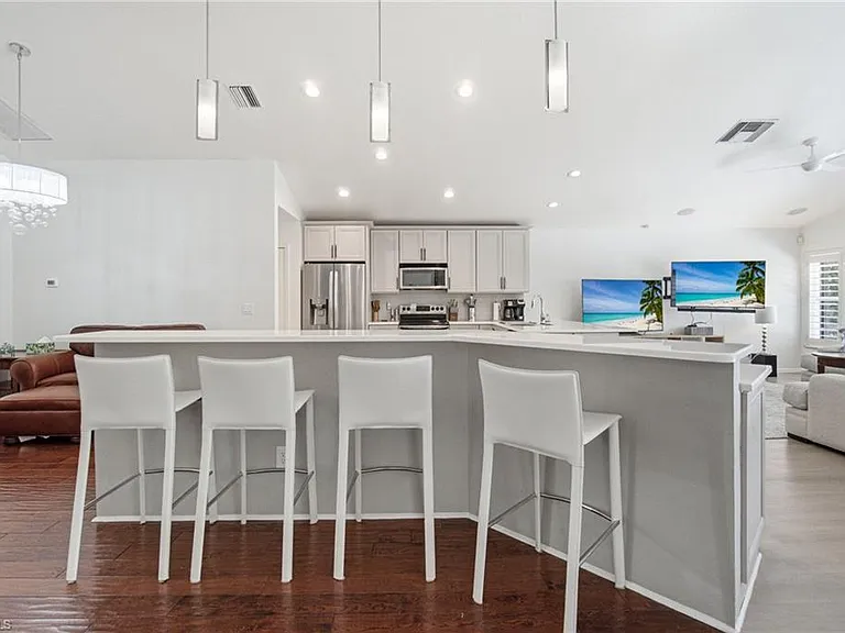 6988 Burnt Sienna Cir — Photo 10