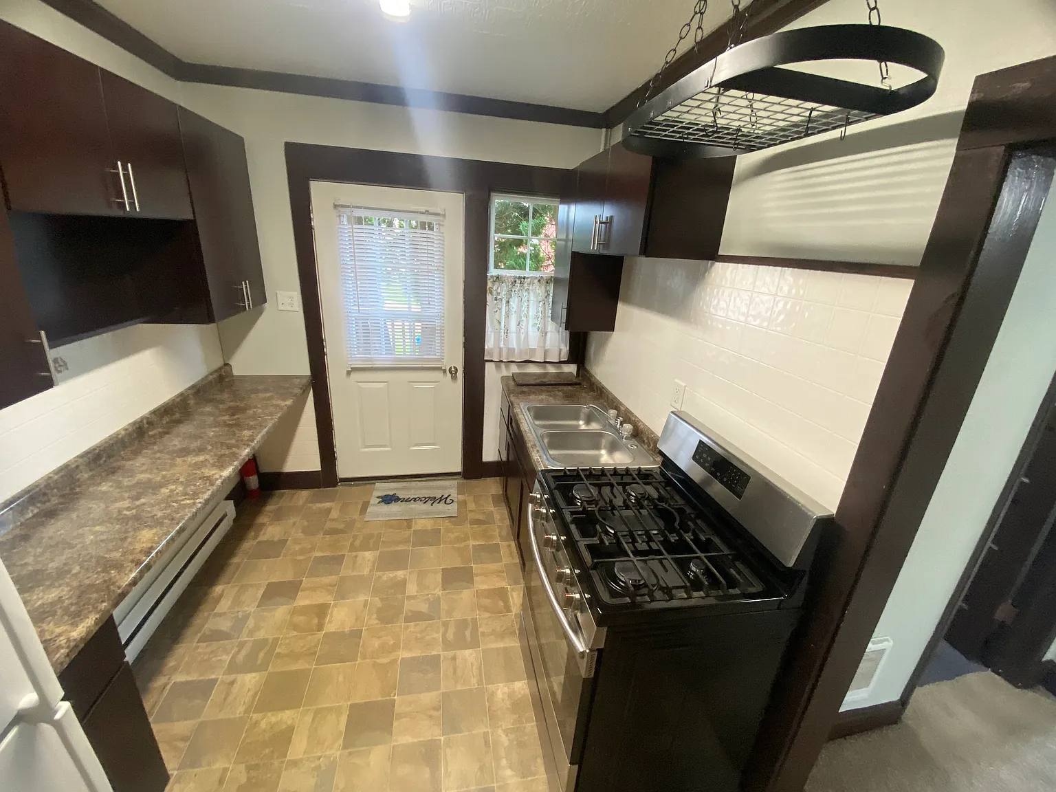 1 bed, 500 sqft, $550 — Photo 3