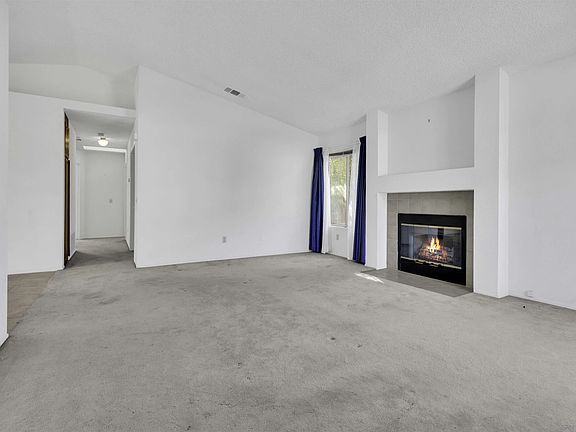 5th image of 27186 Rainbow Creek Dr