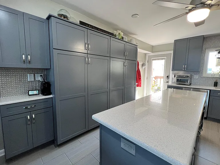 1268 W Ocean View Ave #C — Photo 27