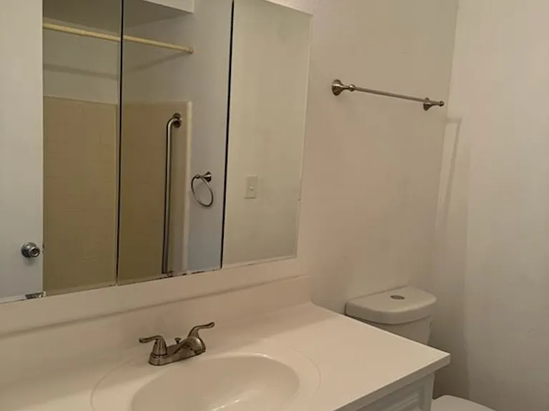 6128 & 6130 E Akron St — Photo 11