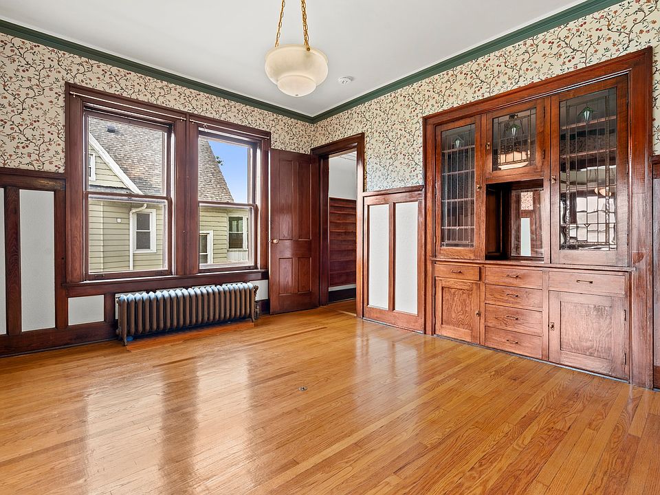 Formal Dining Room with Built In