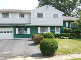 2 S Woodland Ave, Middlesex, NJ