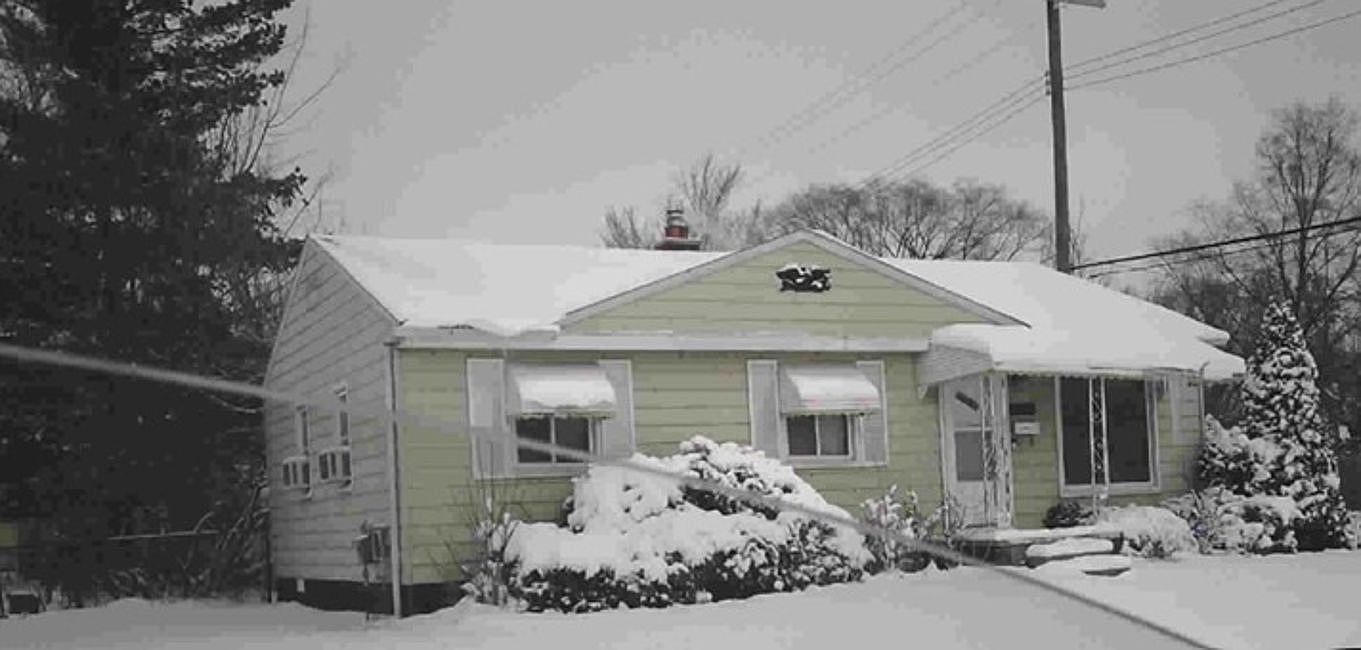 12895 Sidonie Ave, Warren, MI 48089