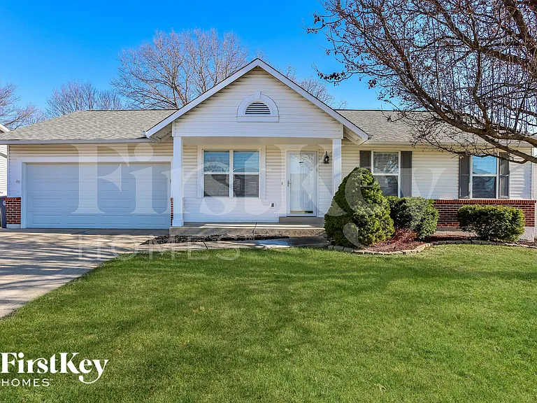 70 Fawn Oaks Dr — Photo 1