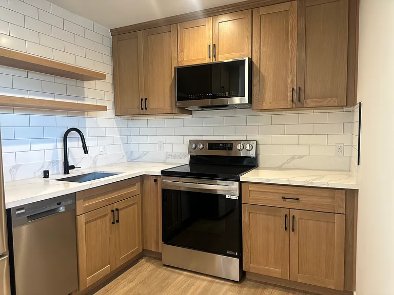 11600 Rochester Ave #12 — Photo 3