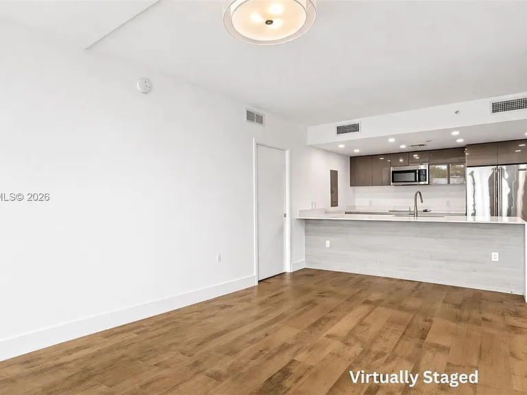 13800 Highland Dr #202 — Photo 4